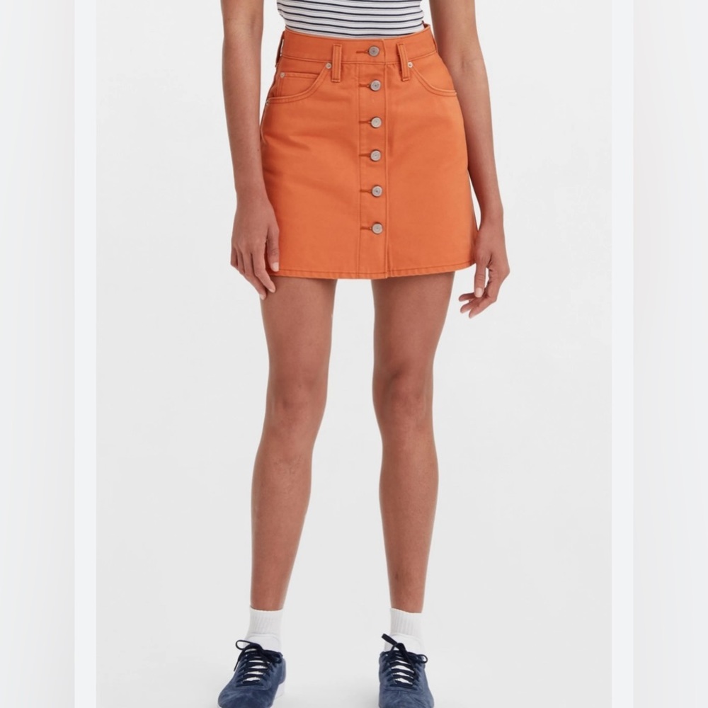 Levi's Women's Notch A-line Button Front Mini Skirt
